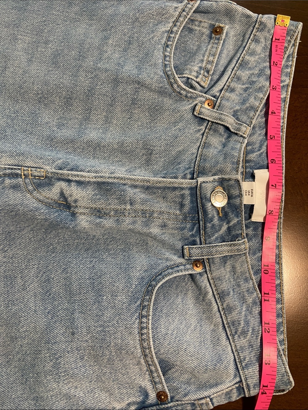 H&M Light Blue Button-Fly High Rise, Straight Leg Jeans. Size 4 - Picture 8 of 14